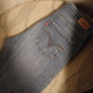 Levi jeans